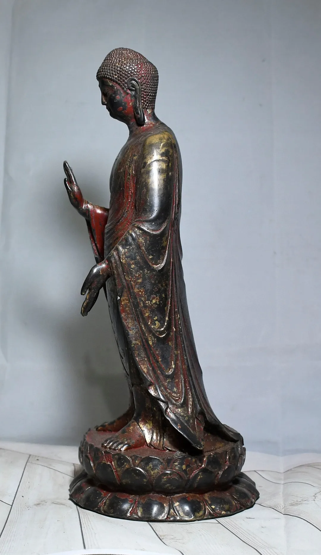 Tibetan Old Yellow Copper Mud Gold Vermilion Sand Painted Shakyamuni Amitabha Buddha Station Statue Decoration 30cm Home and Hal