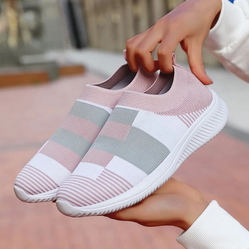 Casual Shoes 2024 New Sneakers For Women Fashion Vulcanize Soft Women Sneakers Slip On Sock Shoes For Women Ladies Flat Shoes