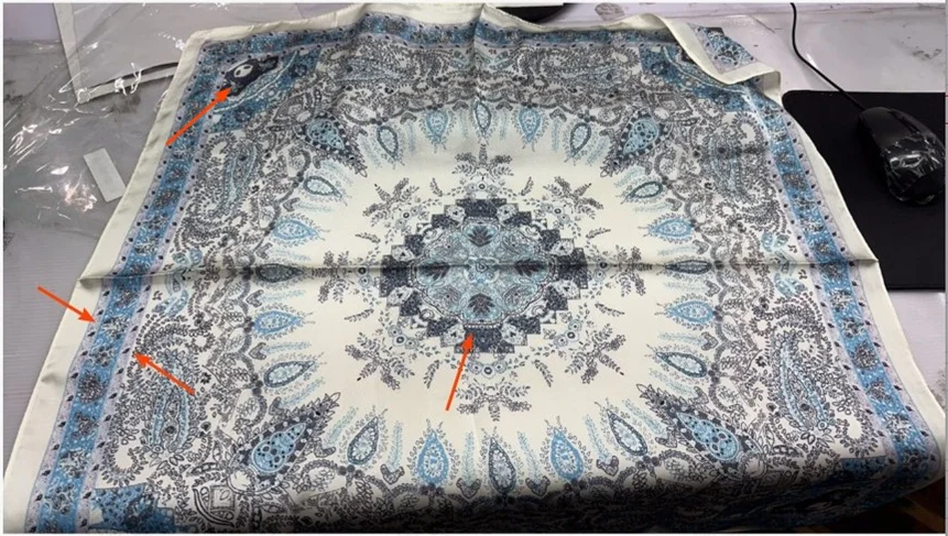 Luxuriöser bedruckter quadratischer Seidenschal für Damen, zum Binden am Hals oder in den Haaren, Strand-Hijab, Kopftuch, Stirnbänder, Bandana, Damen-Foulard, 70 cm – Detail 1