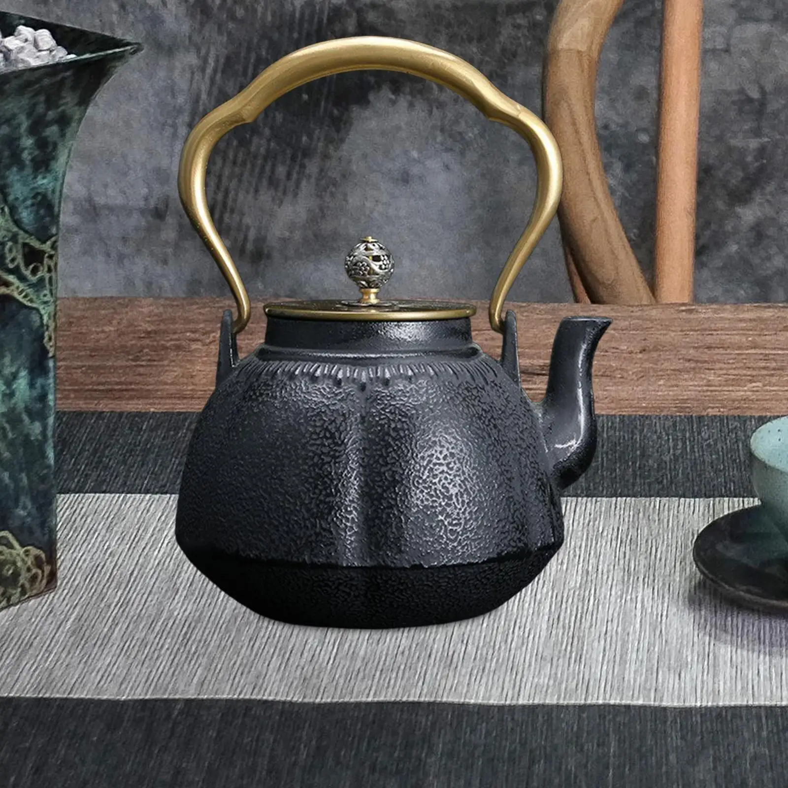 

Cast Iron Tea Kettle Iron Teapot Brass Handle Traditional Chinese Style Home Iron Kettle Cast Iron Teapot for Picnic Tea Room