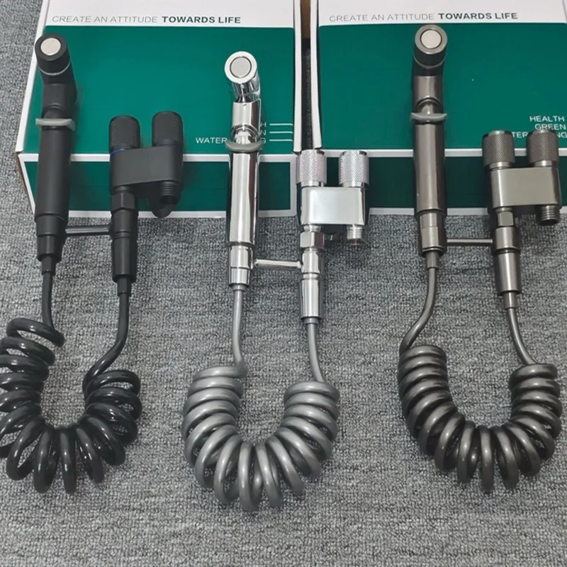 

Gray Toilet Cleaning Spray Gun Faucet Three-Way Companion Home High Pressure One-In Two-Out Boost Washer