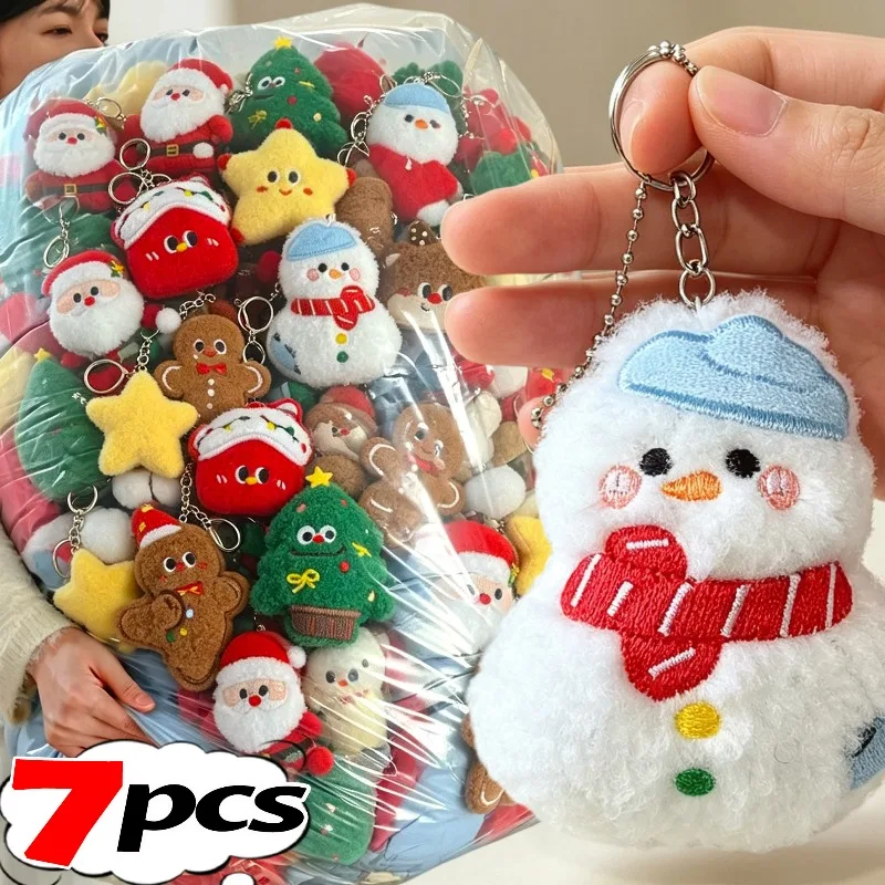 1/7Pcs Soft Fluffy Christmas Keychains Women Men Snowman Christmas Tree Santa Claus Cartoon Plush Keychain Xmas Party Ornament