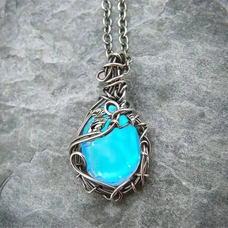 Handmade Wire Wrapped Blue Teardrop Crystal Pendant Necklace Vintage Antique Silver Metal Leaf Detail Chain Necklaces Women Boho