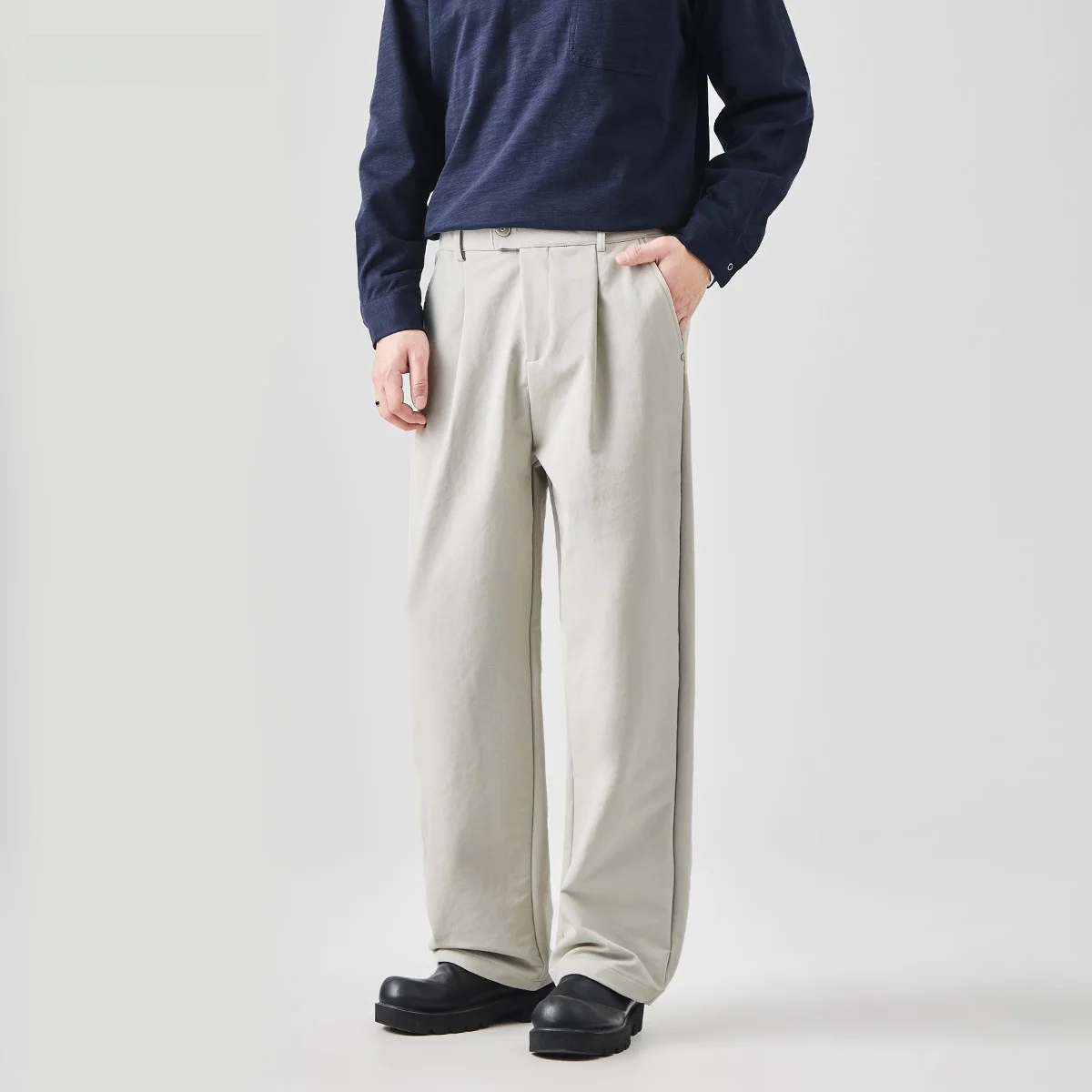 

Business Casual Men's Loose Fit Straight Leg Pants Autumn Fashionable Half Elastic Waist Long Trousers Polyester Blend