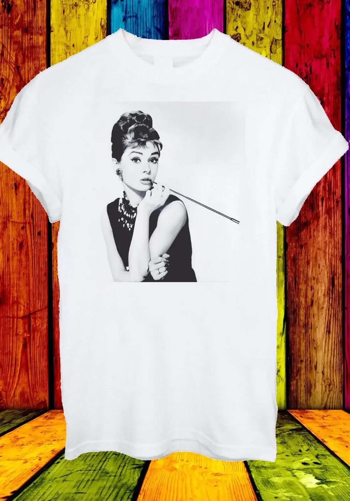 Audrey Hepburn Actress Breakfast at Tiffanys Actor Men Women Unisex T shirt 87