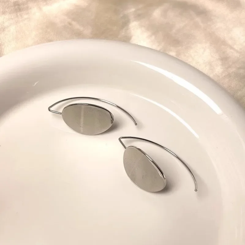 أقراط هندسية بيضاوية الشكل من الفضة التبتية للنساء مجوهرات عصرية وإكسسوارات شخصية بسيطة