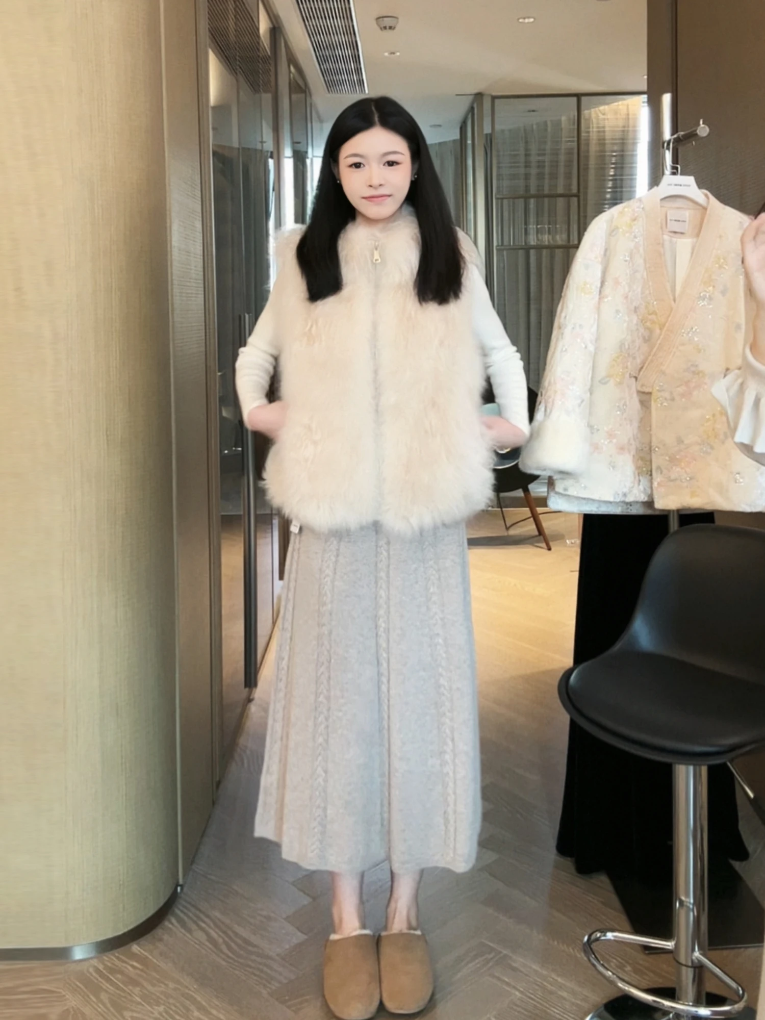 

Elegant Mid-Length Knitted Woolen Skirt by YUYU WANG 2026 New Style Women's Fashionable Commute Pure Color Wool Blend Skirt