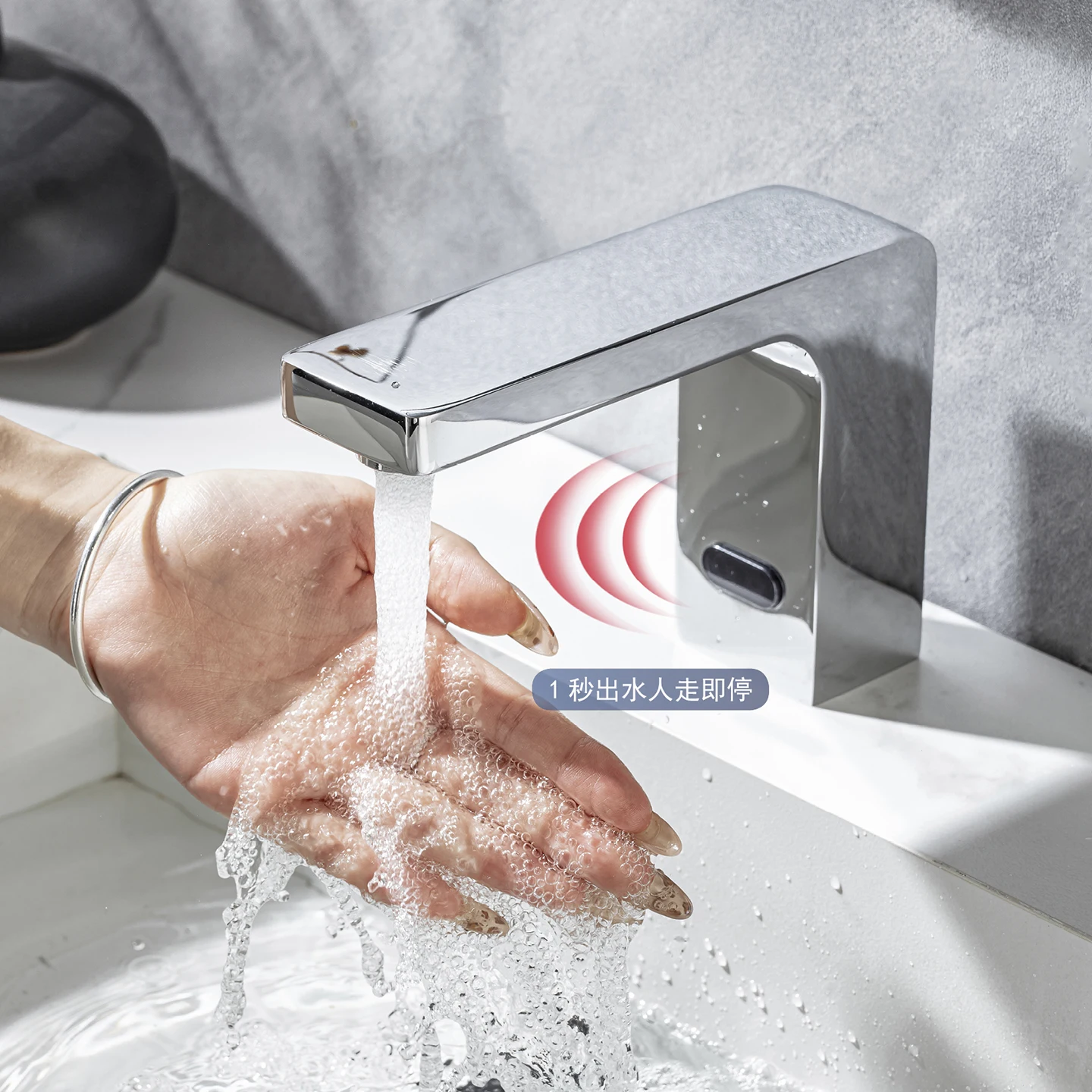 Bathroom Sensor Faucet Deck Mounted Single Hole Lavatory Vanity Sink Faucet Modern Washroom Sensor Sink Faucet Chrome - view 3