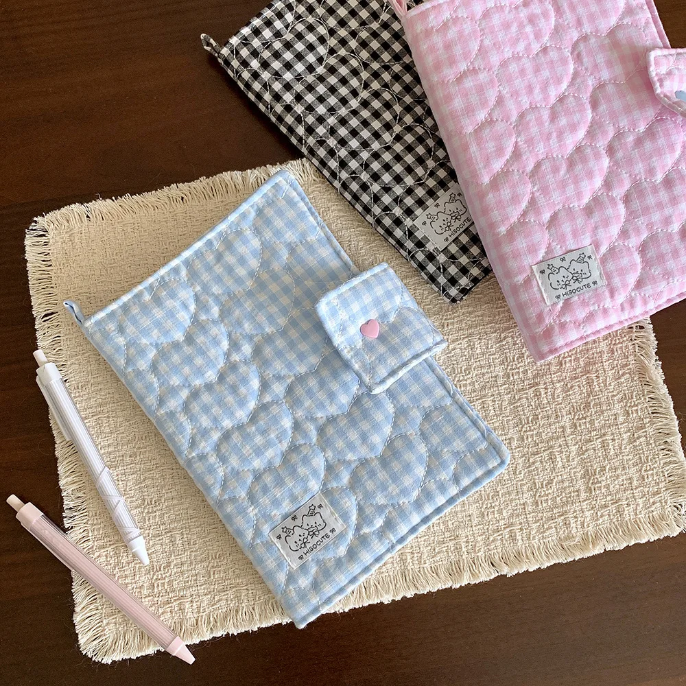 Koreanische Mode Gitter-Liebes-Motiv Abnehmbare Buchhülle Schreibwaren-Aufbewahrung Schutzhülle A5 Pack Buchhülle – Detail 8