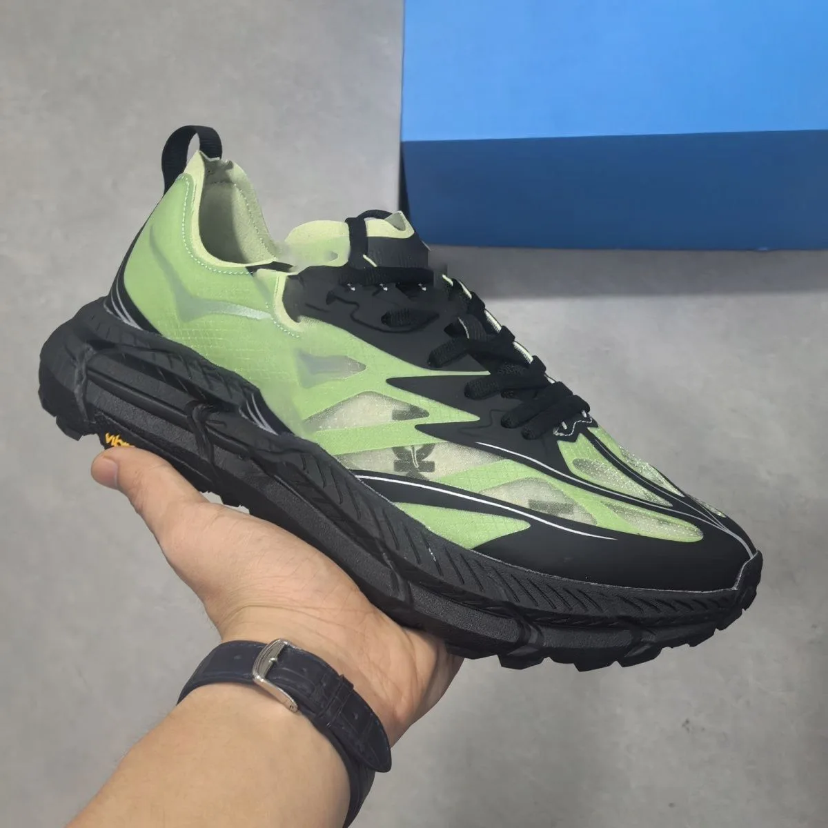 

Classic Unisex Trail Running Shoes Designer Walking Sneakers Comfortable Athletic Shoes Outdoor Training Shoes