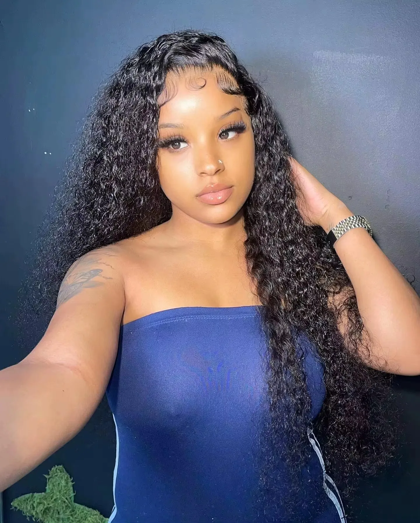 250% vorgeschnittene Loose Deep Wave Frontal Perücken 7x5 13x4, kleberlose Echthaarperücke, sofort tragbar, 13x4 13x6 Water Curly HD Lace Front Perücken, vorgezupft, 30-36 Zoll, unbehandelte Echthaarperücken für Frauen, gebleichte Knoten, im Angebot. – Detail 8