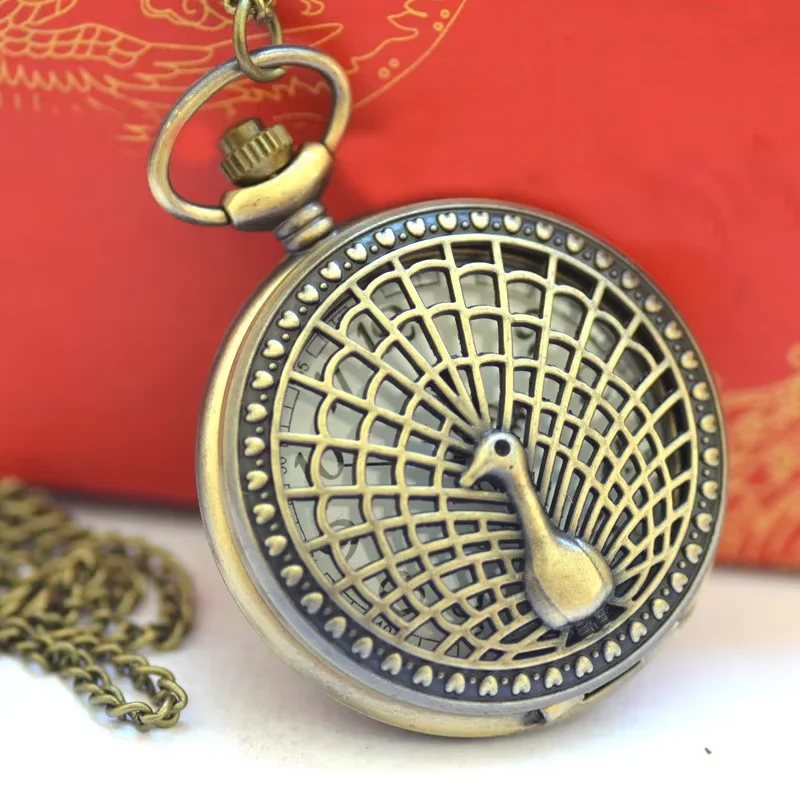 Fashion vintage accessories The Large Graceful Noble Retro Vintage Bronze Carved Peacock  Pocket Watch with Chain