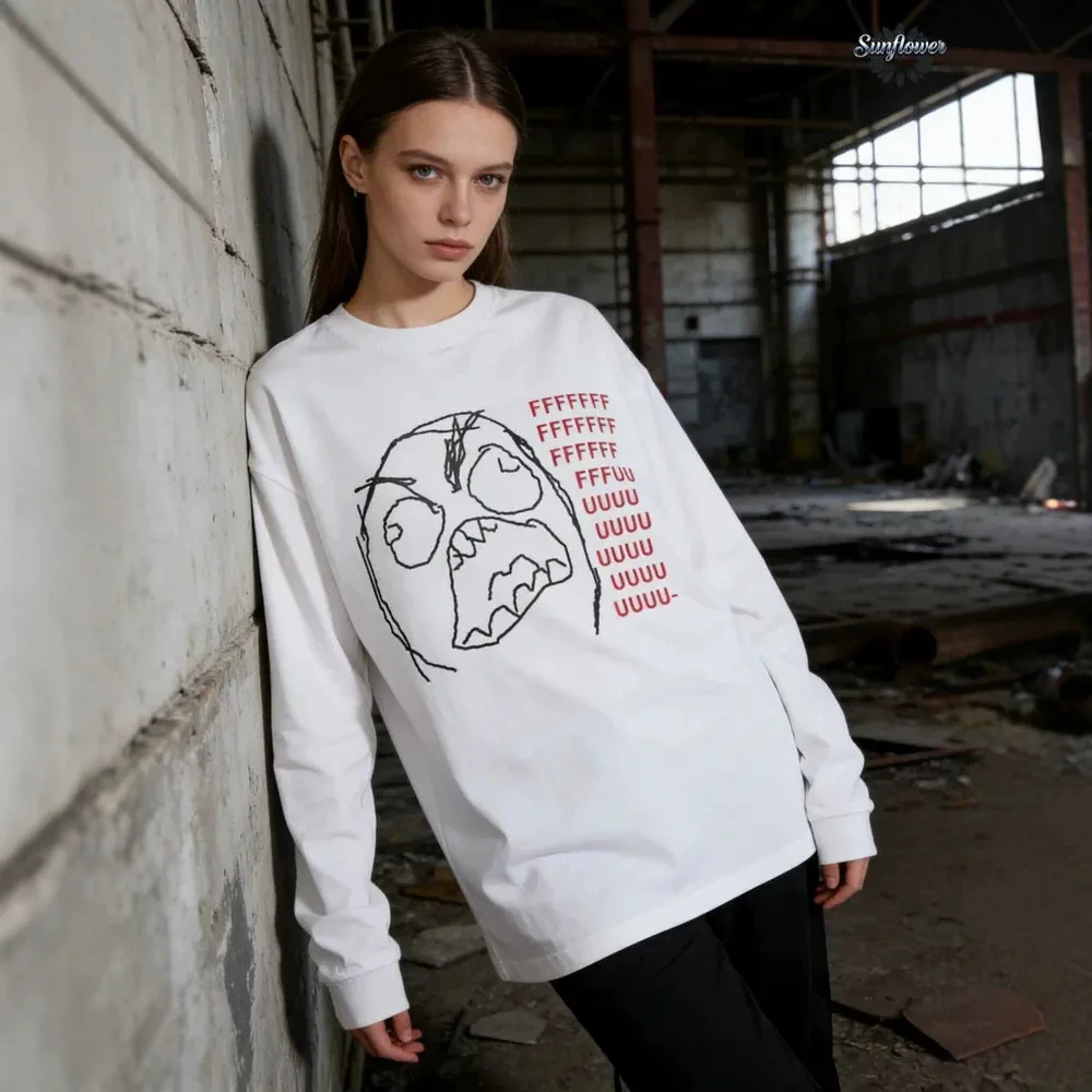 Hand-Drawn Angry Face Graphic Crewneck Long Sleeve T-shirts Y2K & Edgy Streetwear Aesthetic Soft Cotton White Pullover Japanese