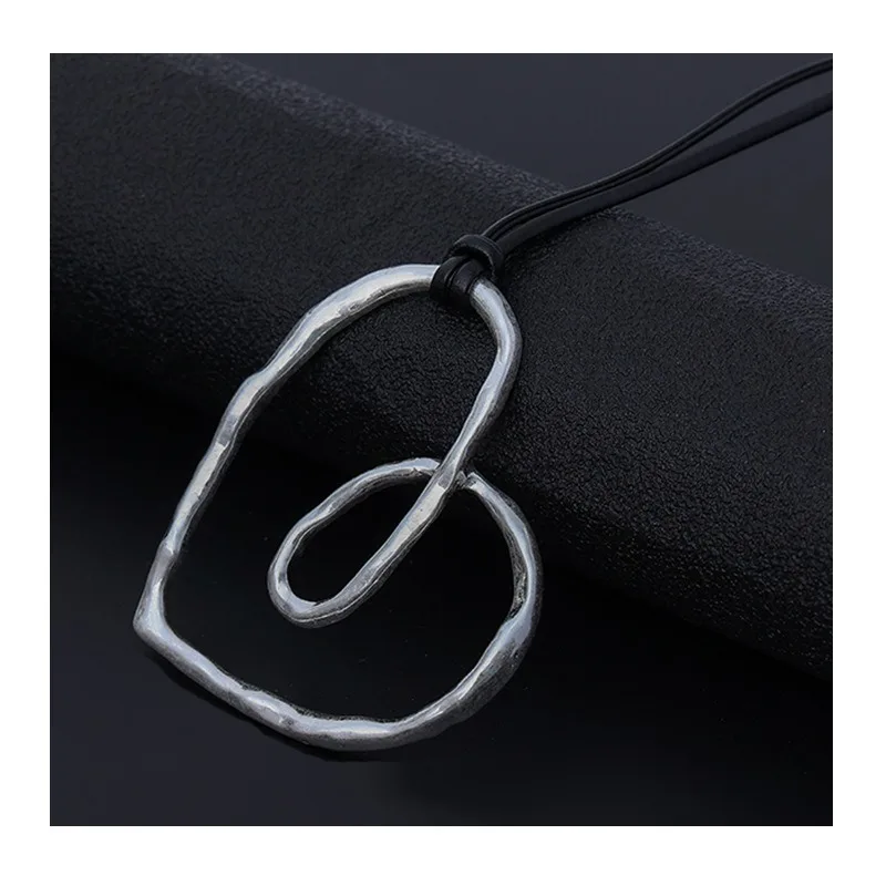 

Foreign Trade Special Supply New Necklace Retro Peach Heart Premium Sweater Chain Women's Metal Long Necklace