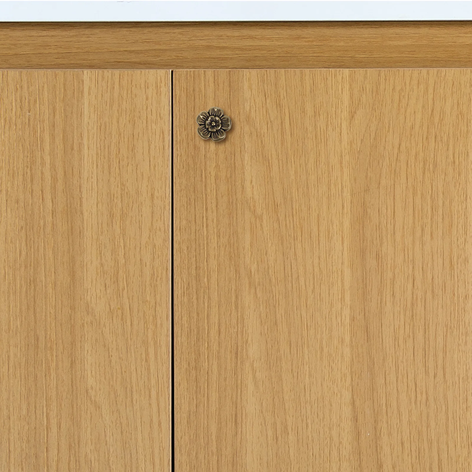 

2Pcs Brass Cabinet Knobs - Vintage Flower Drawer Handles for Kitchen Dresser Wardrobe - Single Hole Metal Pulls Home Decor