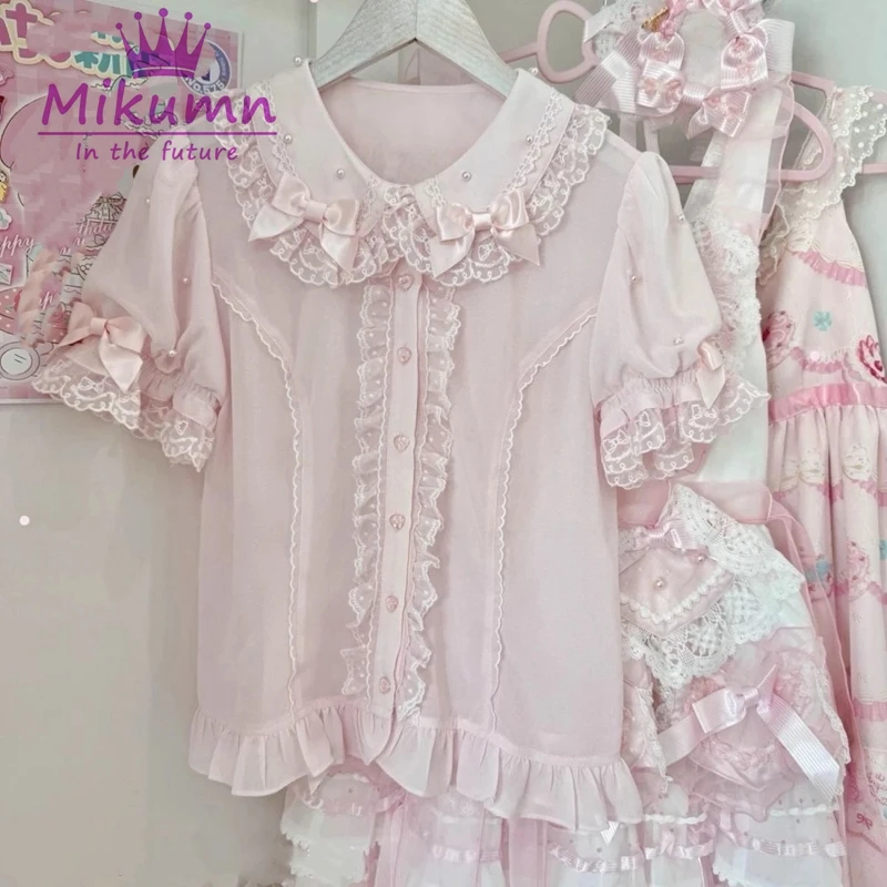 

Женская блузка Mikumn Harajuku Kawaii в стиле Лолита, нежно-розовая, с воротником Питер Пэн, жемчужным бантом, кружевом, в стиле Y2K, японская милая блузка с рюшами