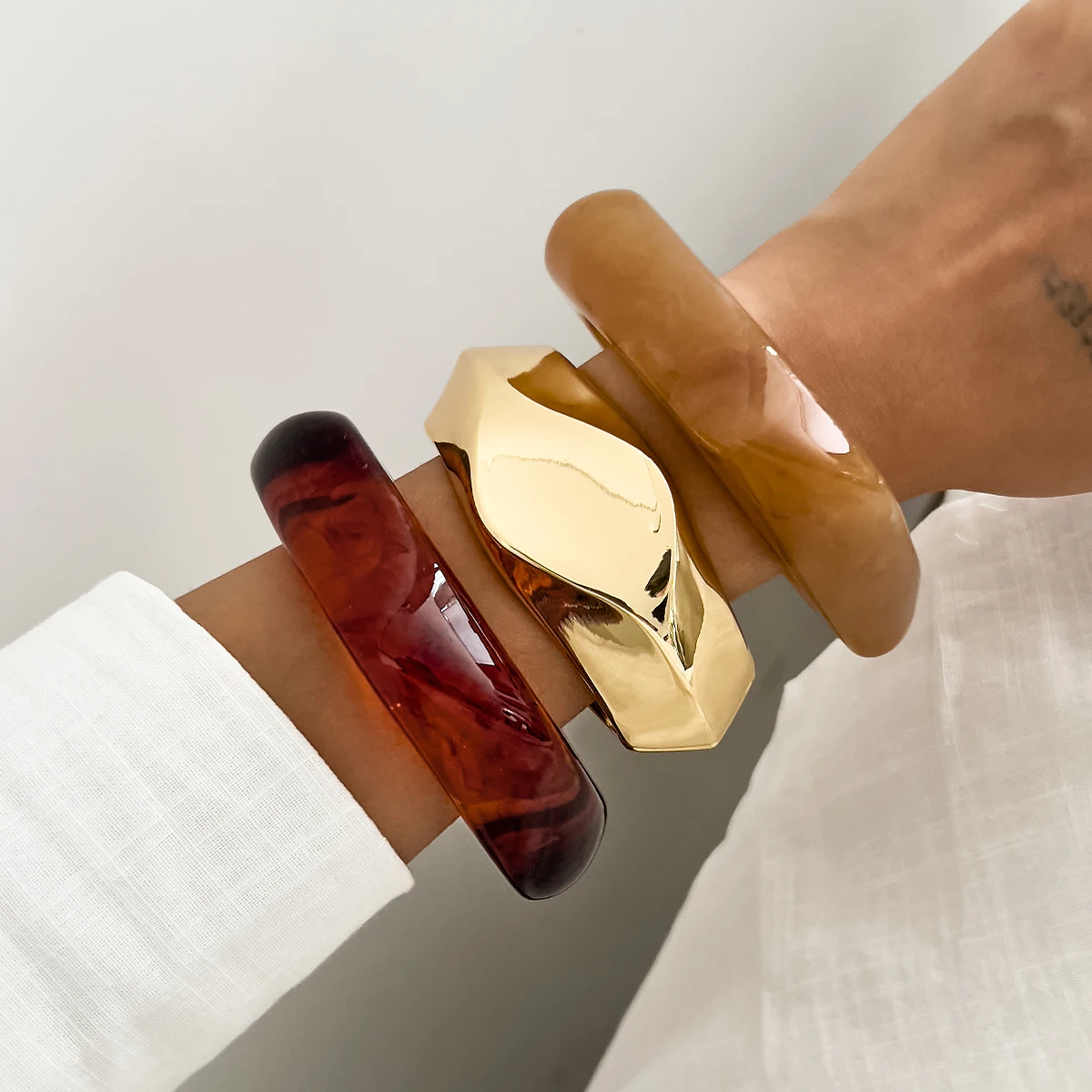 Ingemark 3 أنماط خمر غير النظامية واسعة الراتنج أساور للنساء العصرية الإبداعية التراص مكتنزة أساور مجوهرات اكسسوارات