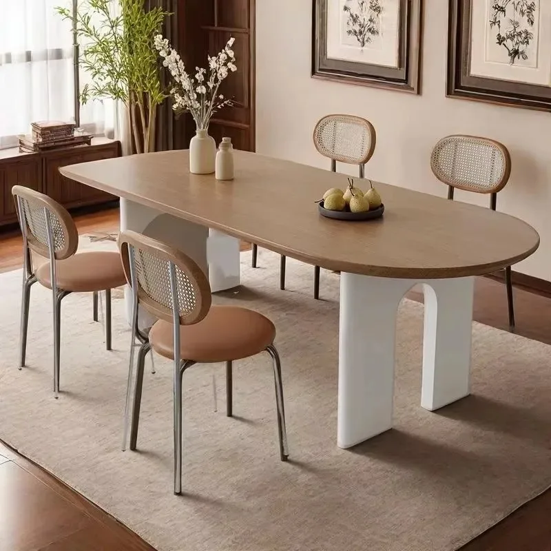 طاولات طعام مستديرة بأرجل معدنية حديثة فاخرة طاولات طعام مستديرة موفرة للمساحة أثاث تافولو دا برانزو الحديث للشقق #1