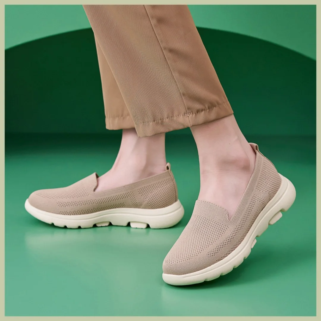 2024 Autumn and winter new large size casual fashion non-slip soft sole comfortable loafers flat shoes