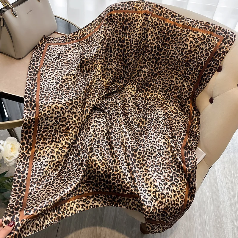 2024 New Luxury Brand Leopard Print Headband Scarf Women Fashion Silk Satin Hijab Bandana Neckerhicef Shawl Wraps