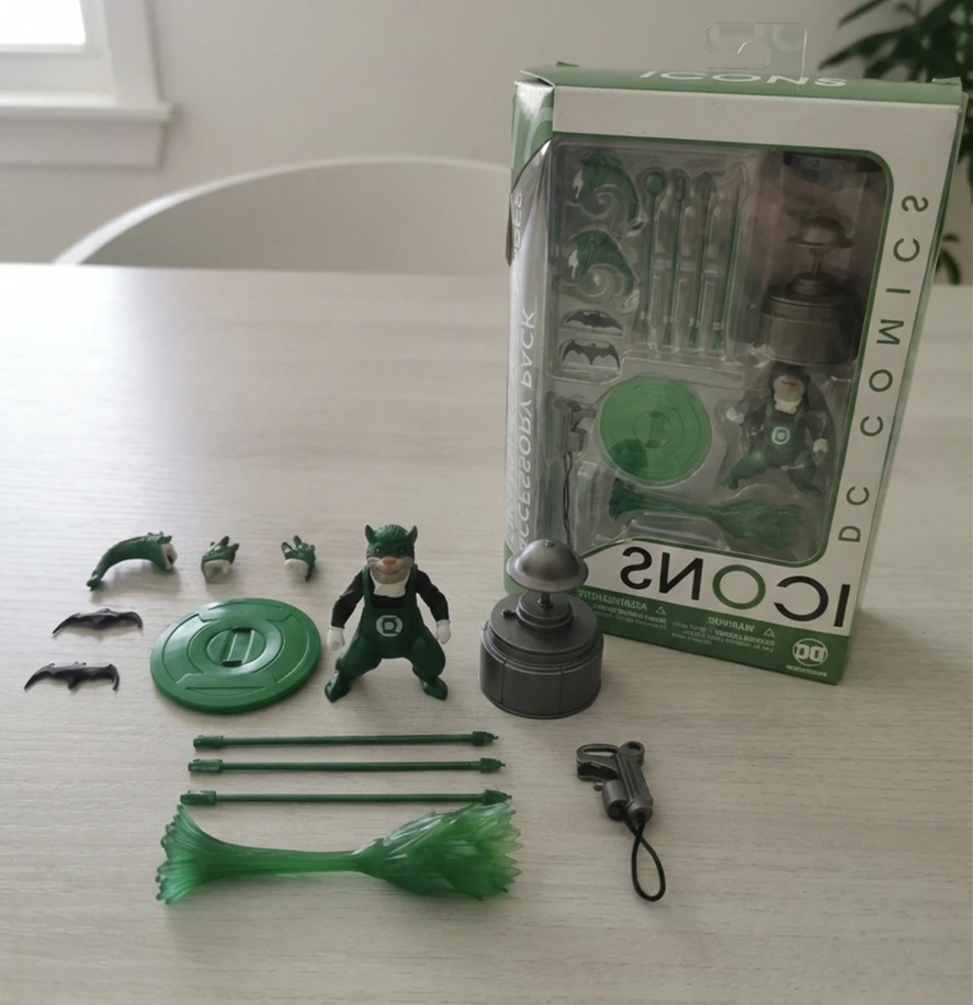 DC Comics Icons Green Lantern Corps B’dg Accessory Pack by Paul Harding Action Figures DC Super Hero First Edition