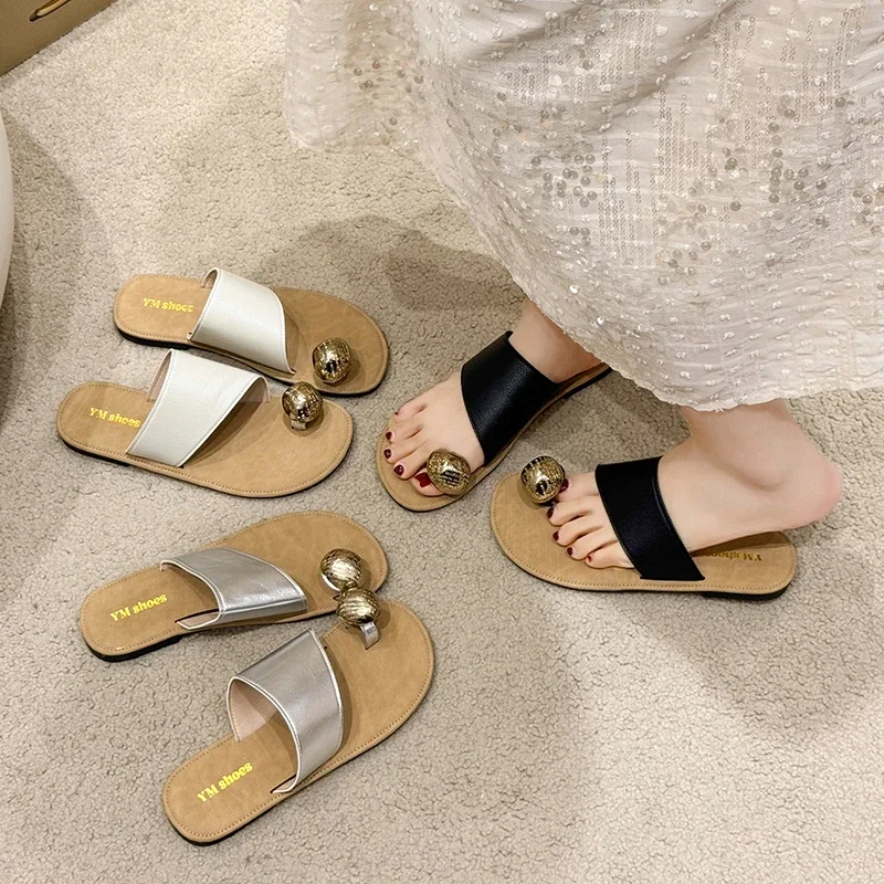 

2025 Summer slippers Platform flats Women's rubber flip-flops Clogs Women's slide Hawaii Beach open-toe clamp metal buckle