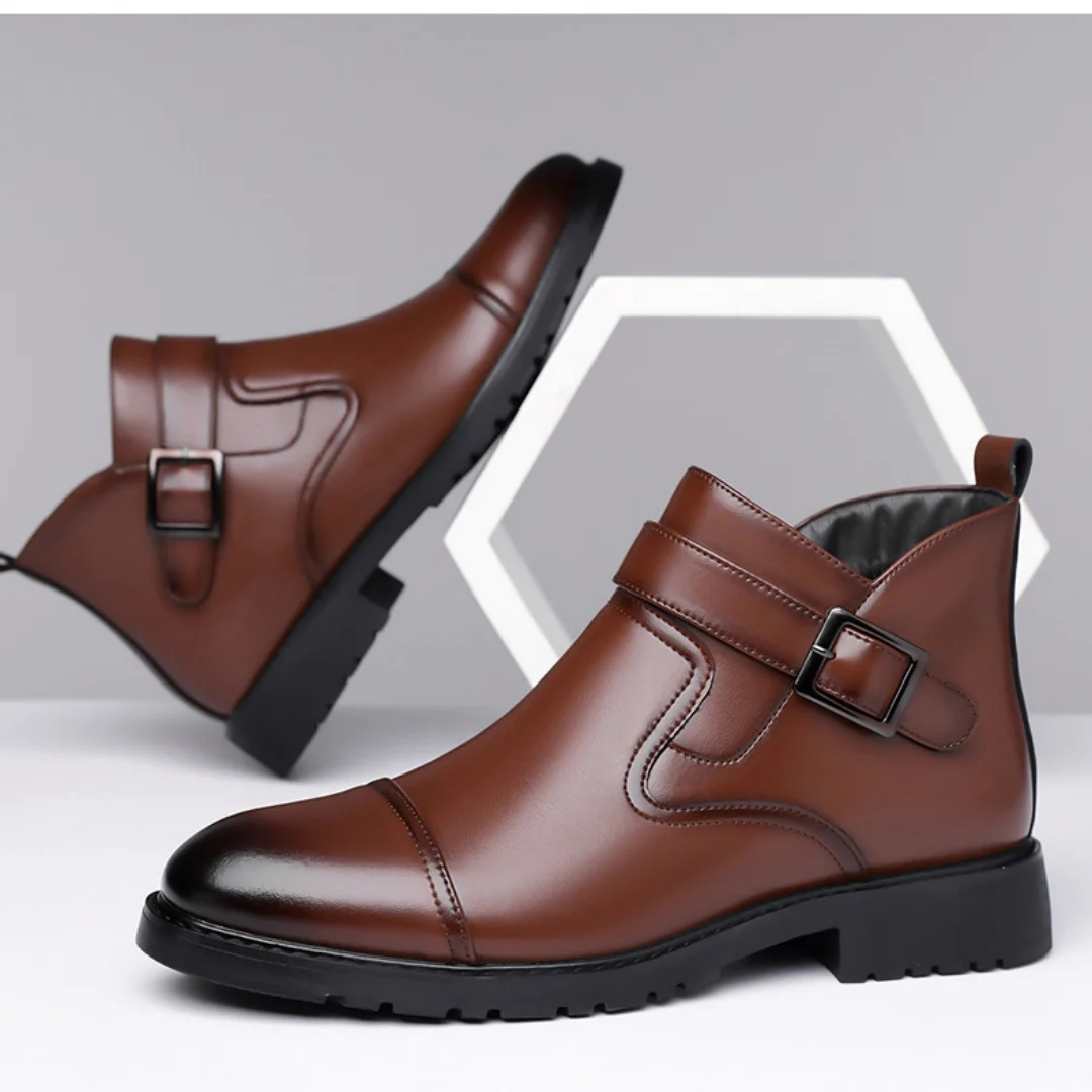 Men's business casual leather shoes are comfortable, breathable, British-style, fashionable and retro outdoor leather boots