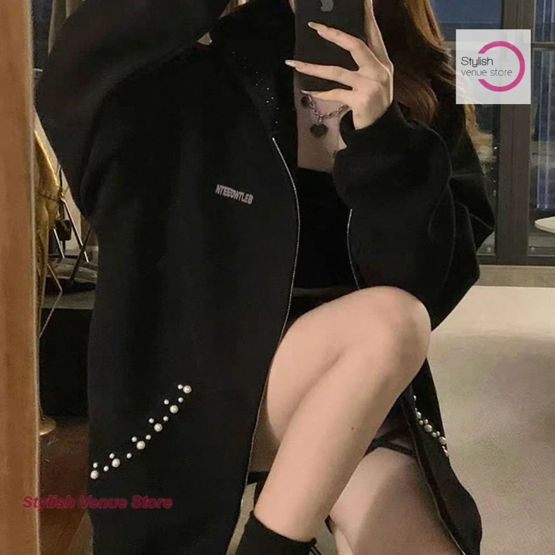 American retro Pearl hooded beaded cardigan sweater women's autumn and winter new fashion embroidery design loose zipper coat.