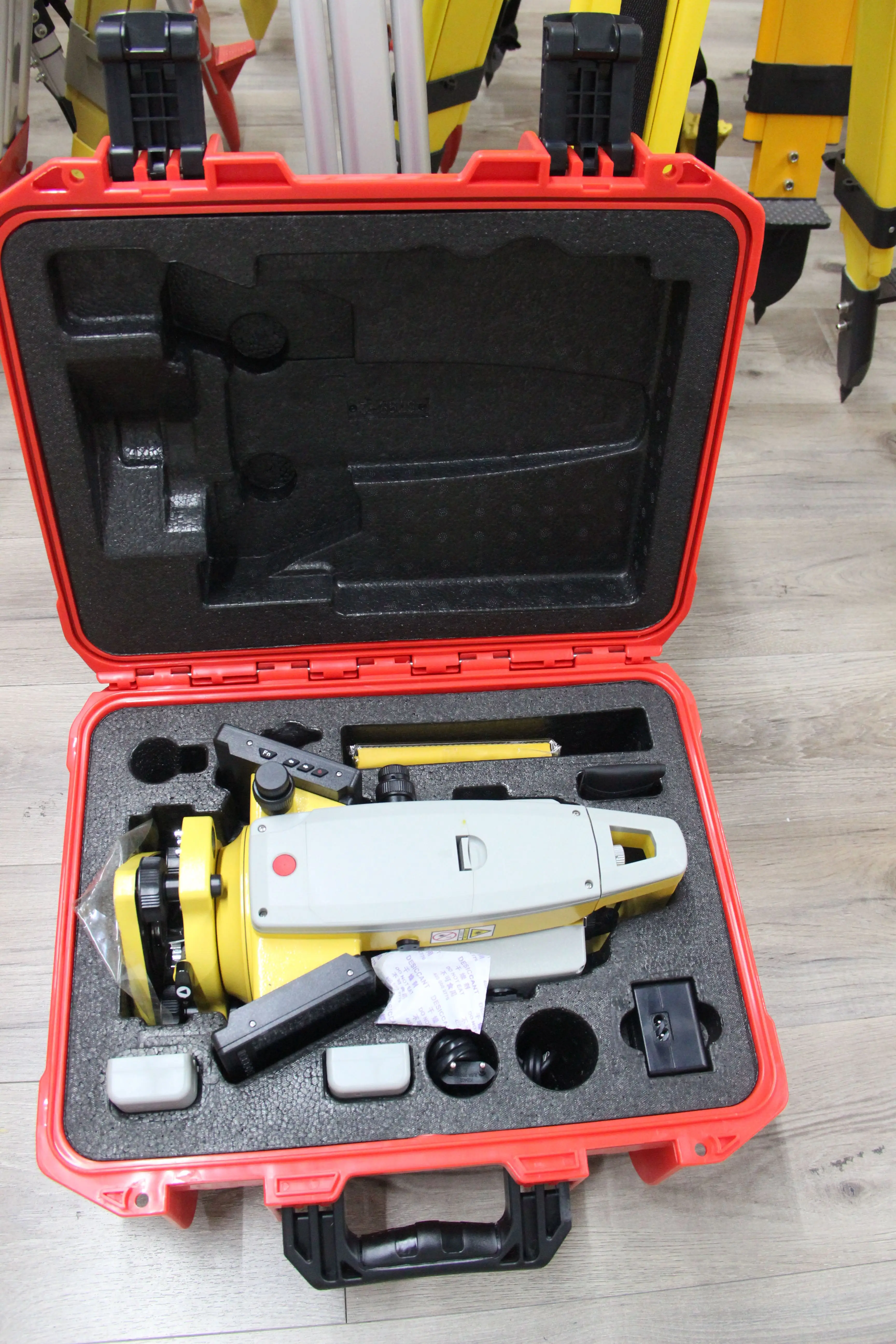South N1 Good Price Total Station South N1 High Performance Survey Equipment Total Station
