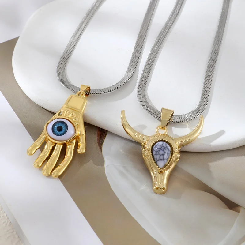 Western Style Bull Head/Fatima Hand Devil Eye Pendant, Titanium Steel Snake Bone Chain Color Blocked Necklace, Western Bohemian