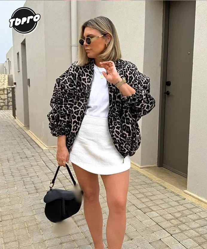 Retro Leopard Print Cotton Coats Women Autumn Chic O-neck Long Sleeve Zipper Jackets 2024 Female Winter Warm High Street Outwear