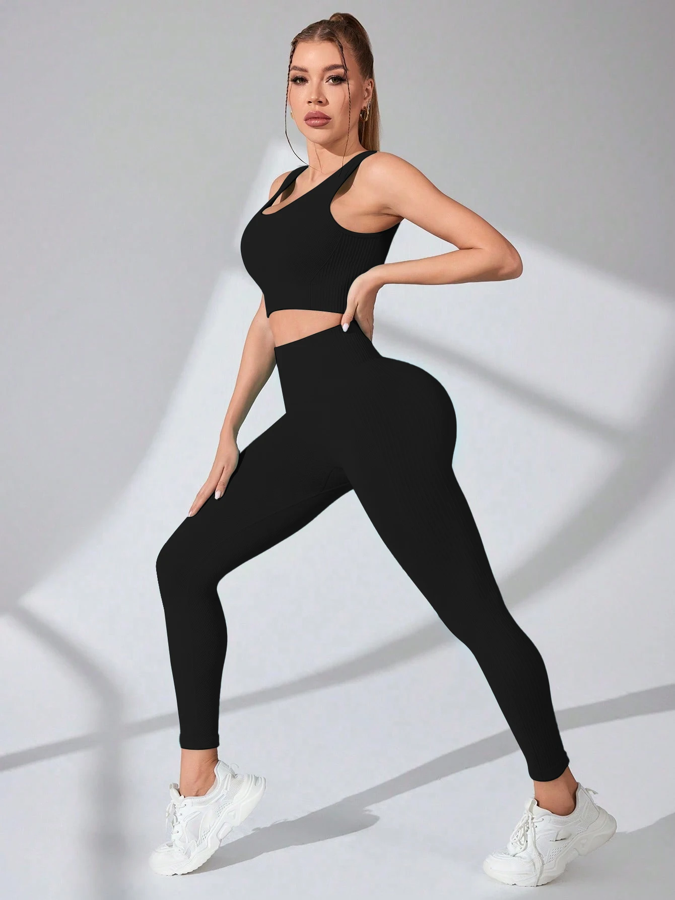 Damen-Trainingssets, 2-teilig – nahtlose Yoga-Leggings und Sport-BH mit überkreuzten Trägern, Fitnessstudio-Outfits, Activewear-Matching-Set – Detail 9