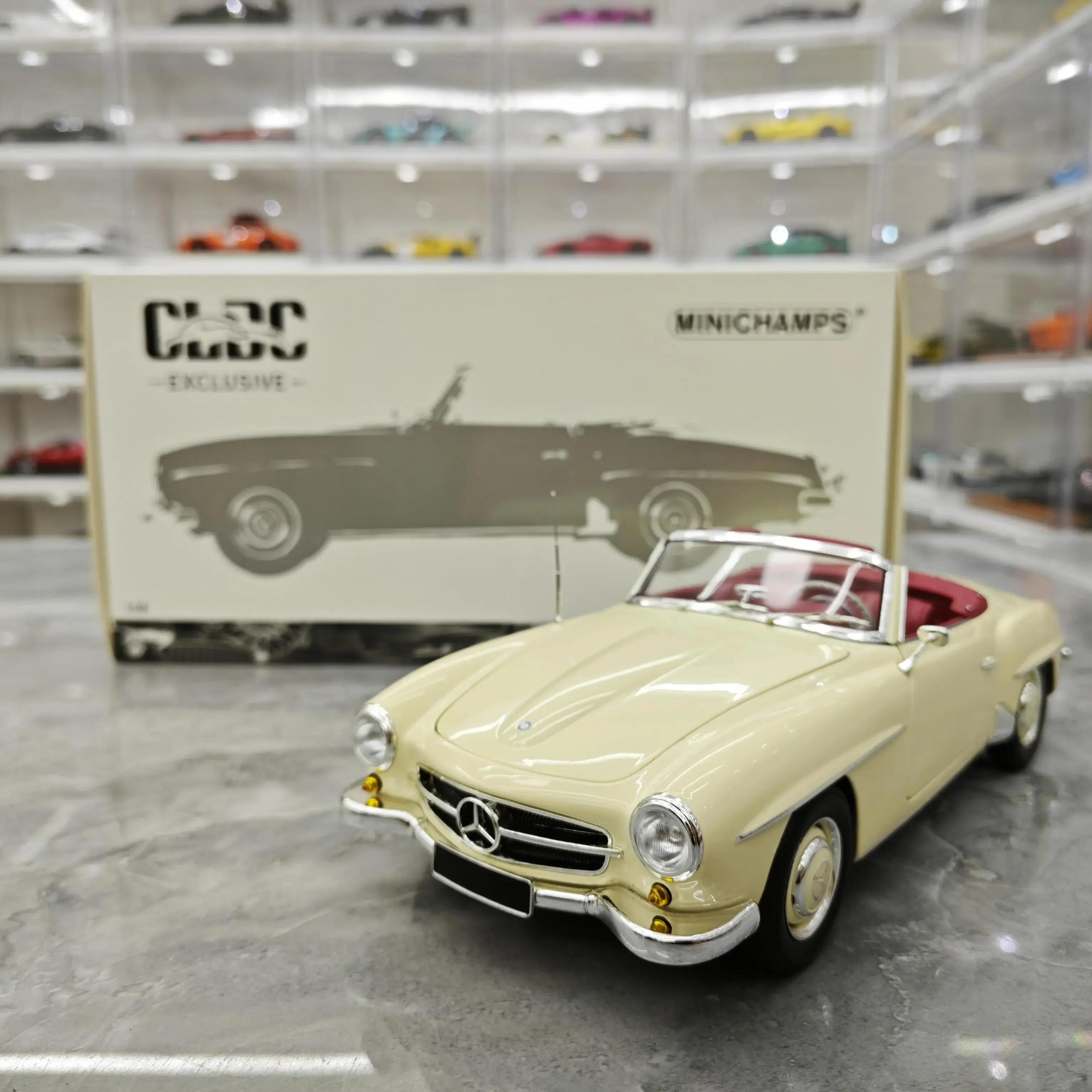 Mercedes Benz 190 SL 1955 Convertible Simulation Alloy Metal Car Model 1 18 Collection Ornament