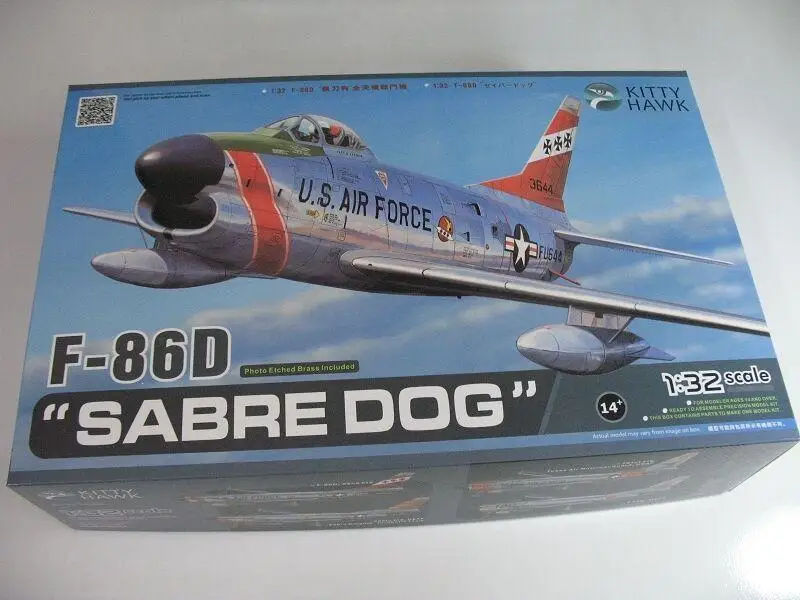 

Kitty Hawk 32007 1/32 F-86D "Sabre Dog" Assembly model