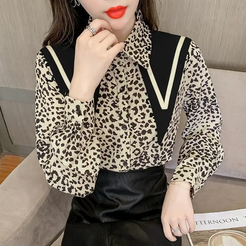 Autumn New Fashion Leopard Turn-down Collar Long Sleeve Blouse Ladies Temperament Buttons Patchwork Shirts Women Clothing Tops