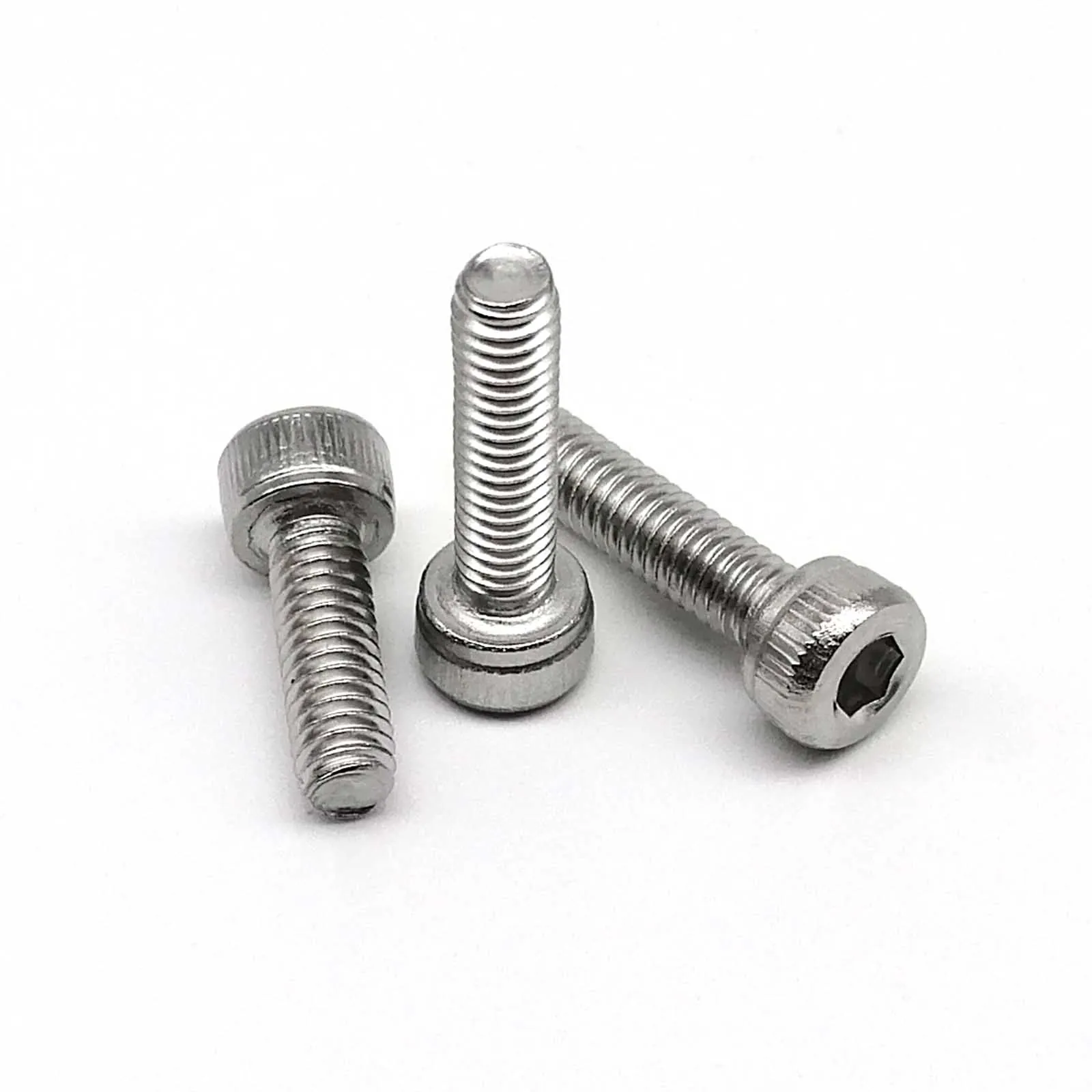 HZYUEGOU M1.4 M1.6 M2 M2.5 M3 M3.5 M4 M5 Kleine Mikro 304 A2 Edelstahl DIN912 Innensechskant-Zylinderkopfschraube – Detail 4