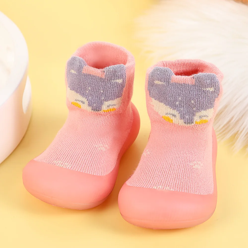 أحذية أطفال لطيفة مطرزة برسوم كارتونية عالية الجودة للأولاد والبنات، جوارب قطنية مريحة متوسطة الأنبوب، أحذية للأطفال الصغار