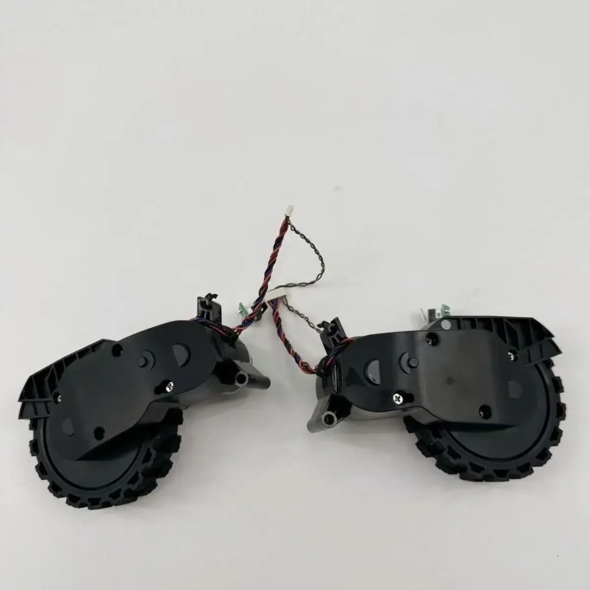 For Dreame D9 / D9 MAX / D9 Pro / L9 / L10 Pro Left and Right Walking Wheels Vacuum Cleaner Parts Wheel Accessories
