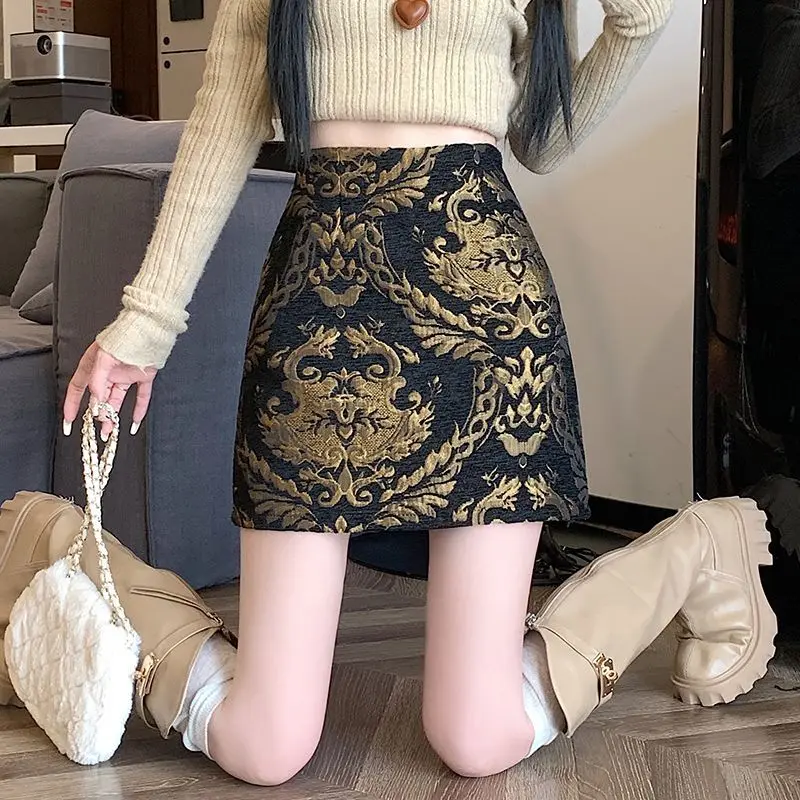 

Дворцовый стиль Ретро Тяжелая промышленность Темперамент Высокая талия Жаккардовая юбка трапециевидной формы Тонкая короткая юбка предотвращает воздействия