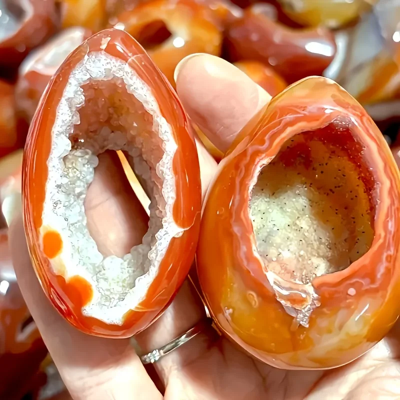 A  Red Agate Cave Egg/cracked Mine Pit -genuine Mineral Deposit,naturally Shaped Gemstone,suitable for Display and Collection