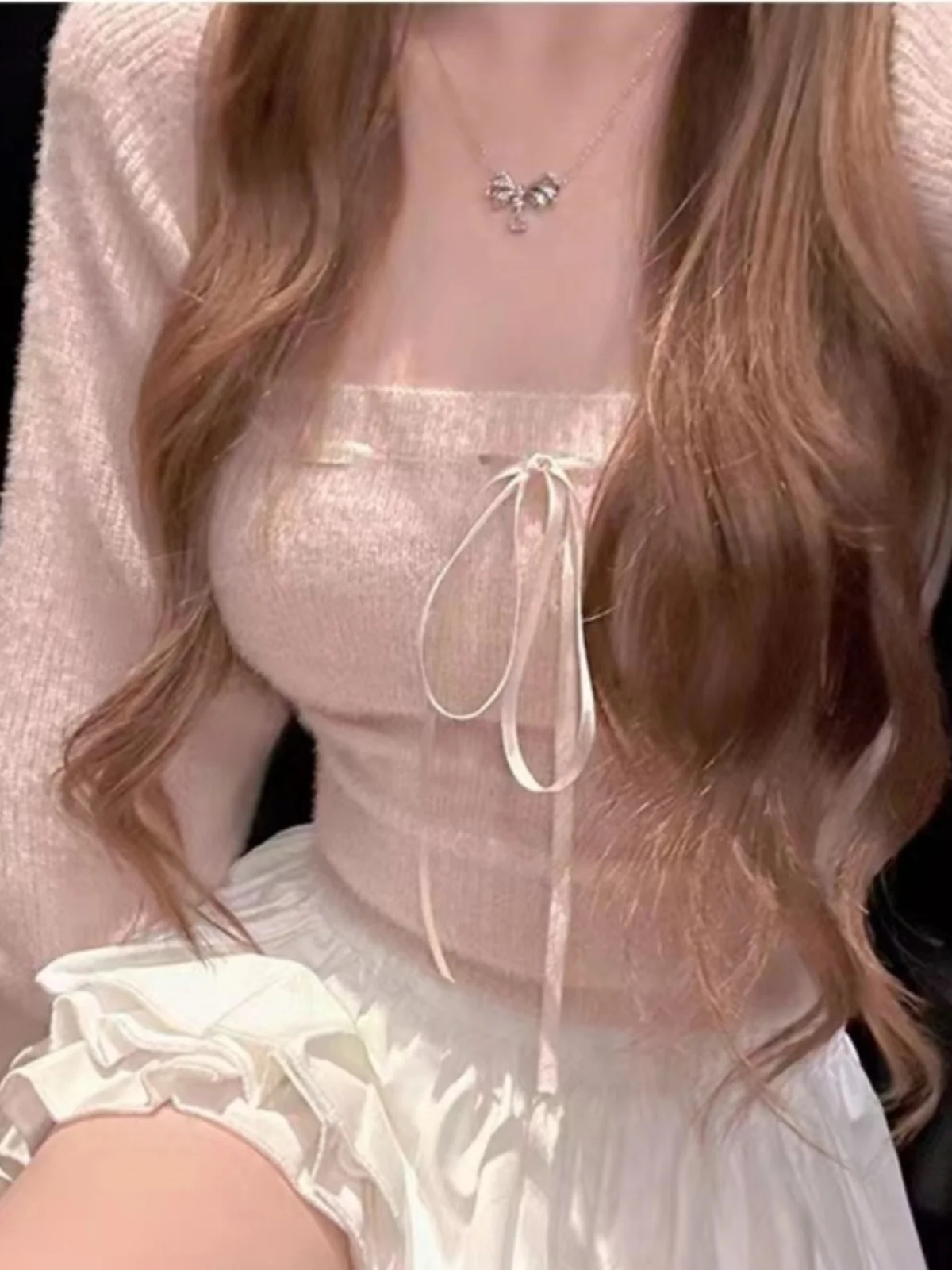 

Шикарный осенний антивозрастной вязаный топ в стиле ретро из мягкого искусственного меха с поясом, сладкий и пряный комплект из двух предметов, удобный полиэстер, прямой крой