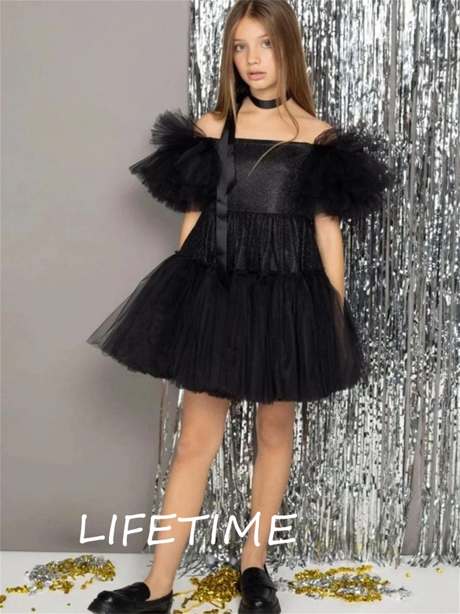 Fluffy Flower Girl Dress Party Kids Birthday Short Sleeve Boat Neck Princess Lace Dresses Black Mini Ball Gown Tulle 2023 Simple