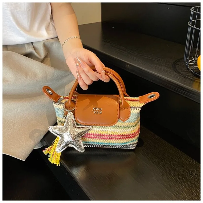 

Niche Casual Crossbody Bag with Sleek Style - Trendy High-End Design for Girls' Sweet Retro Daily Outfits Everyday Looks