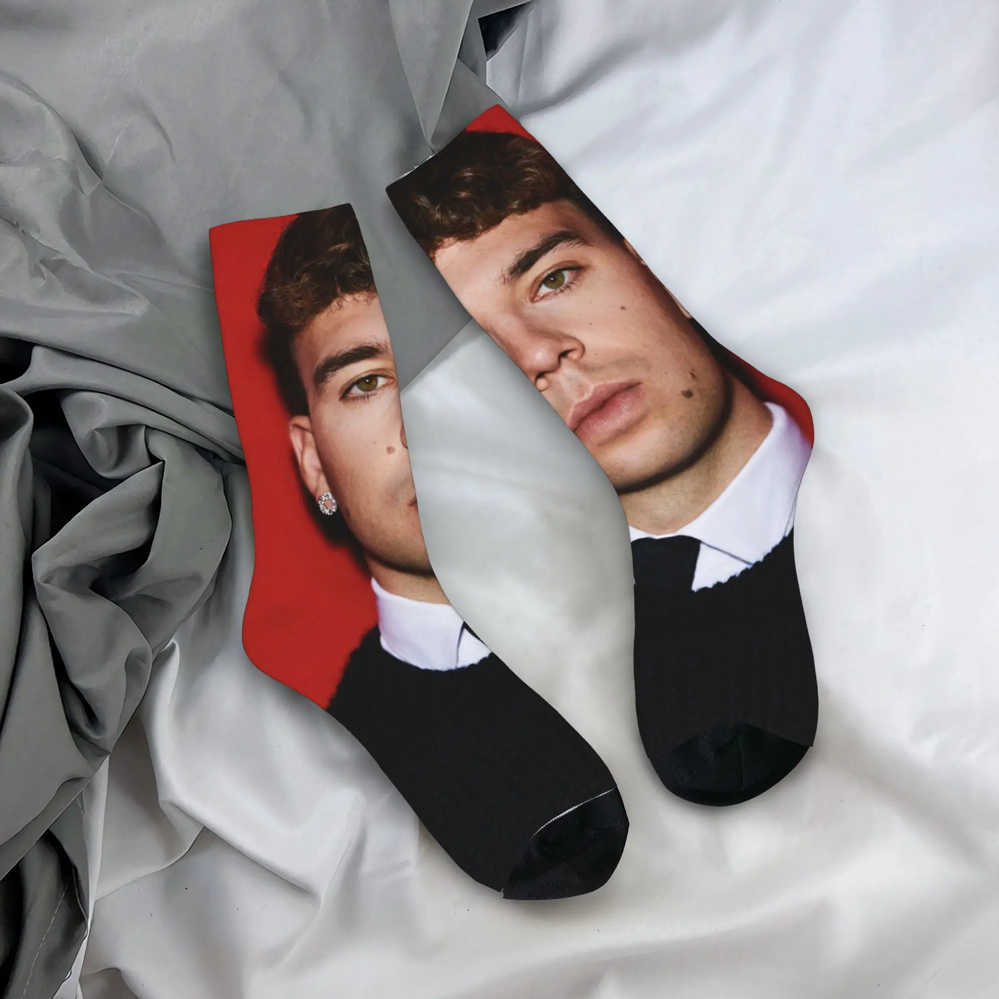 

Взрослые мужские носки Quevedo, чулки для музыкальной певицы, зимние модные мягкие дышащие носки с узором, велосипедные нескользящие носки