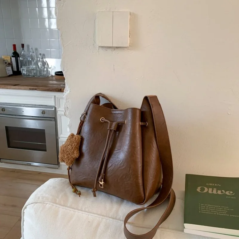 

2025 New High-end Ladies Leather Hand Bag Luxury Brand Famous Designer Casual Classic Paris​