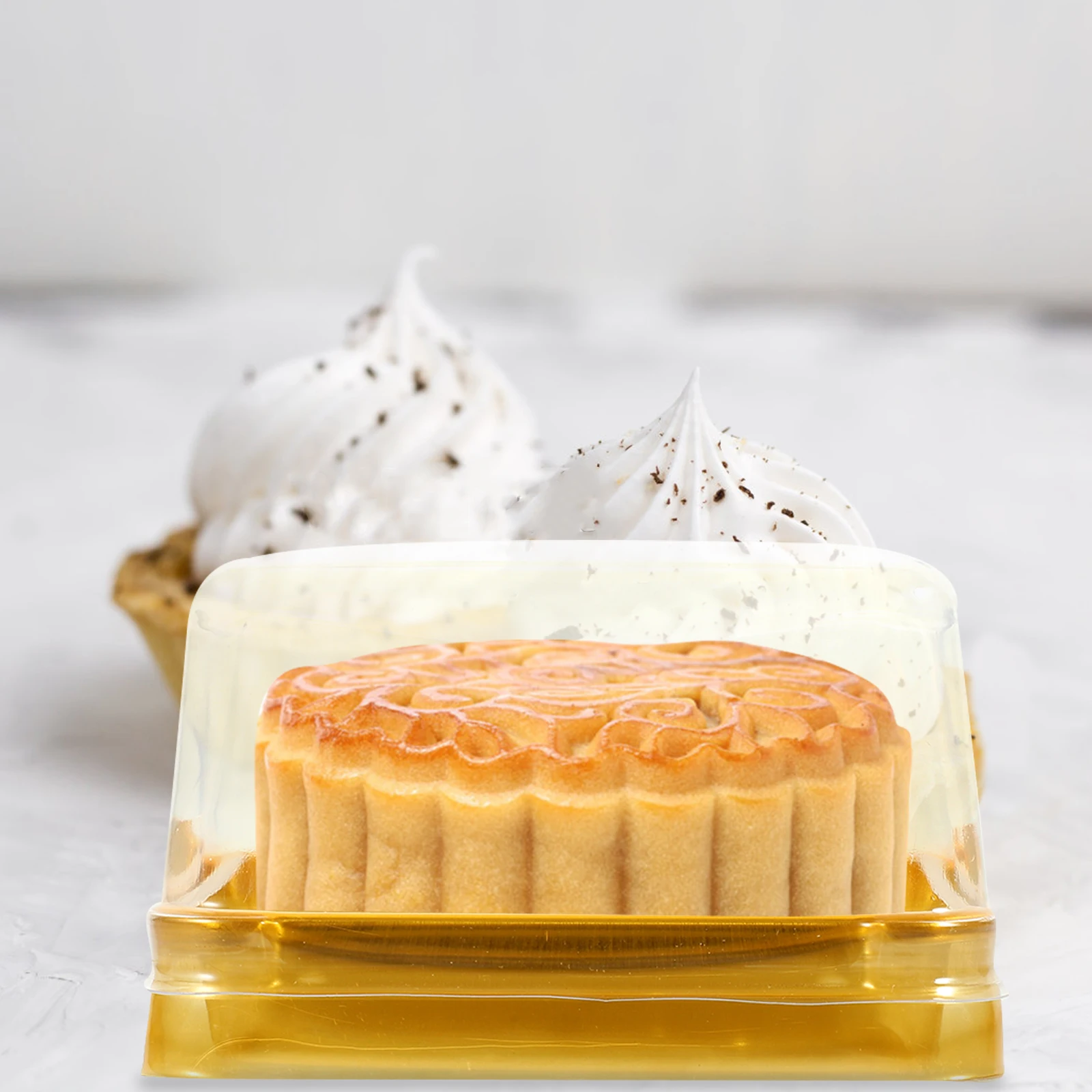 

50 Pcs Dessert Packing Boxes Cake Containers Square Wrapping Moon Cases Party Favor Clear Dome Boxes Food Storage Plastic ABS