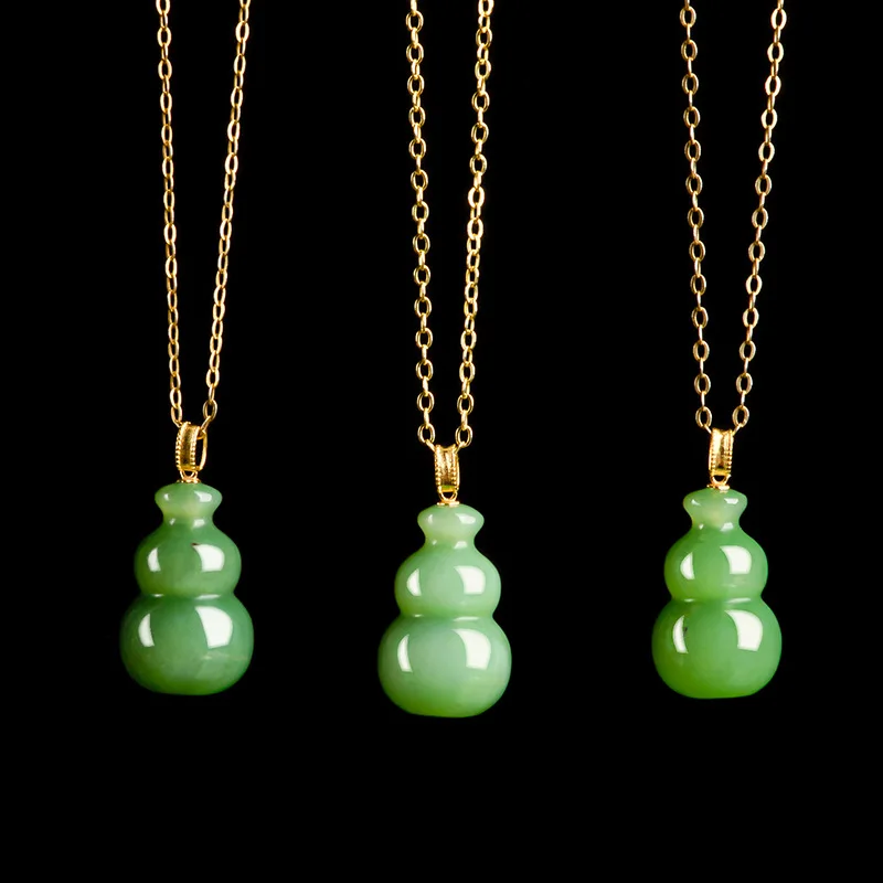 Old Material Hotan Jade Spinach Green Three-Dimensional Gourd Pendant With 18K Gold Clasp Inlay