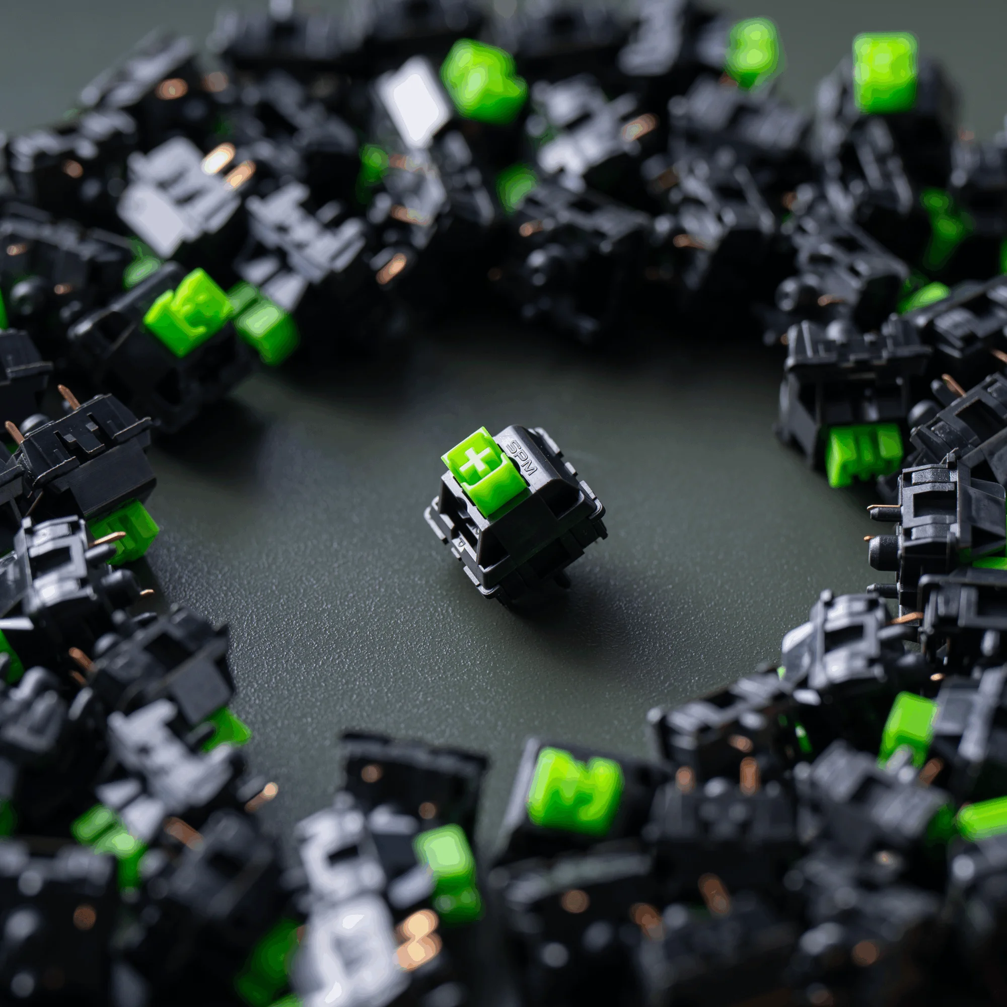Green Arrow Switch 40g Linear Pre-Lubed 5 Pins HotSwap POM Stem Bsun Switches For Mx Mechanical Keyboard 기계식 키보드 축