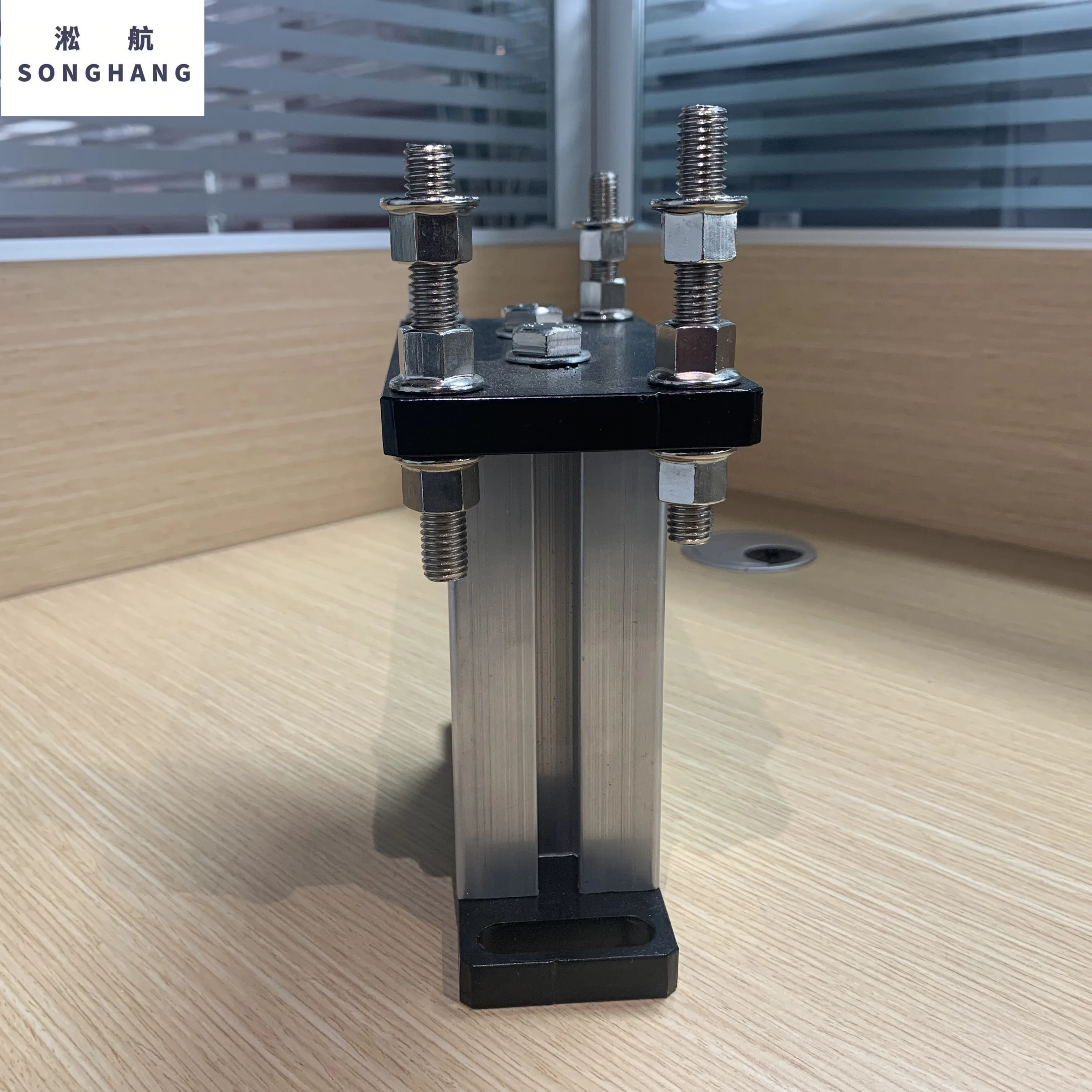 Straight Vibration Linear Feeder Vibration Automatic Linear Feeder Electromagnetic Direct Vibration