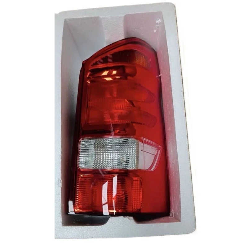 For METRIS Original Tail Light Dismantling Rear Light Assembly Reversing Brake Rear Combination